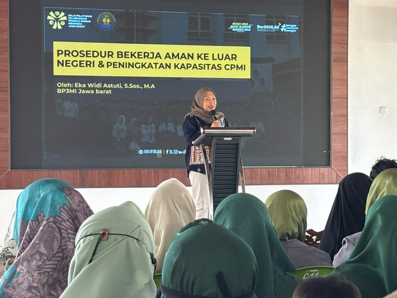 BP3MI_Jawa_Barat_Bersama_Komisi_IX_DPR_RI_Edukasi_Masyarakat_Kabupaten_Bandung.jpg