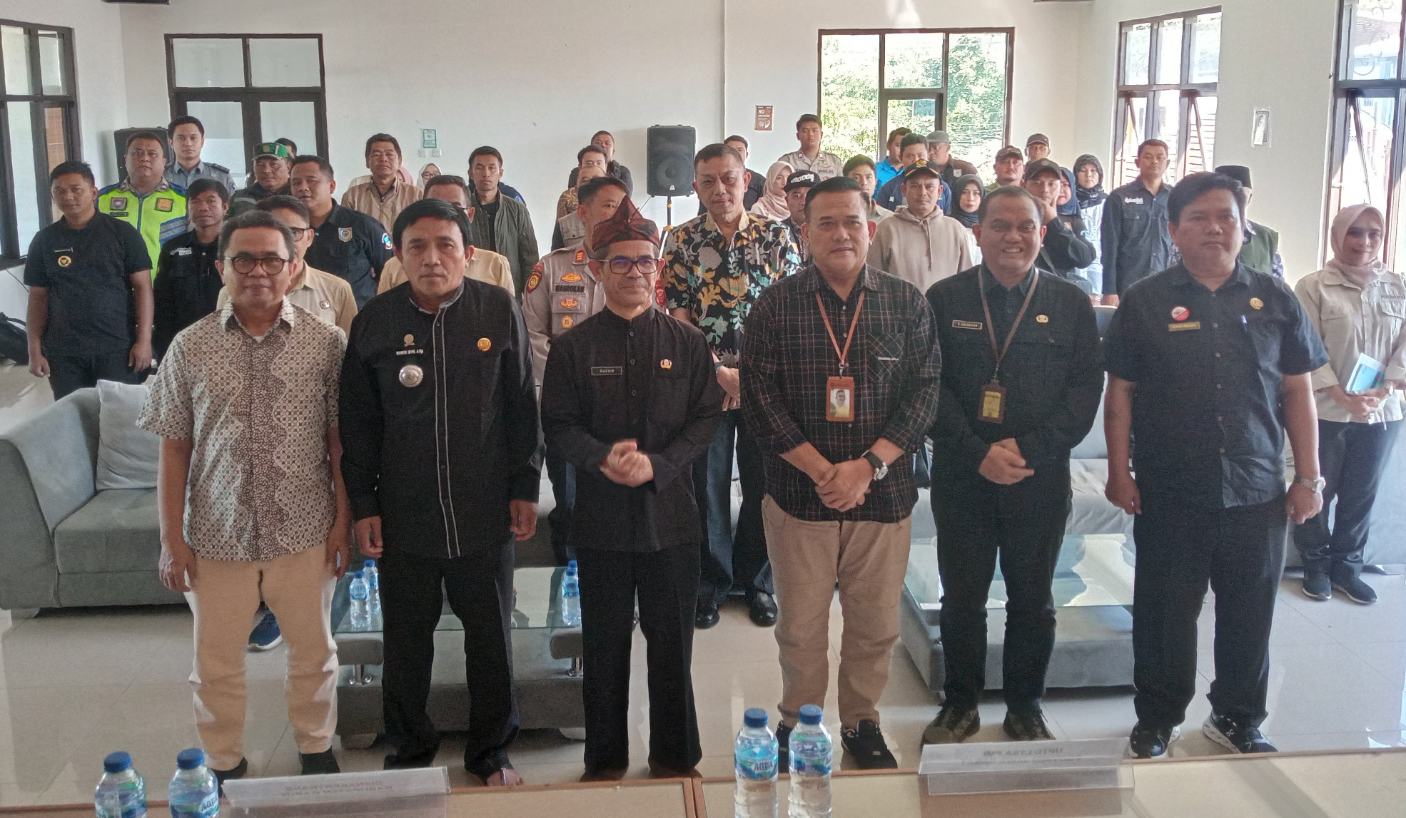 Kepala_BP3MI_Jawa_Barat_Sosialisasikan_Cara_Aman_Bekerja_ke_Luar_Negeri.jpg